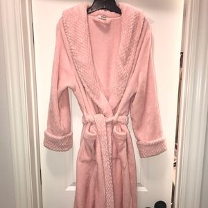FUZZY ROBE